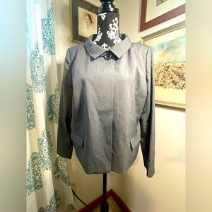 Covington 2-piece Navy outfit. Jacket Sz L & pants are Sz 12